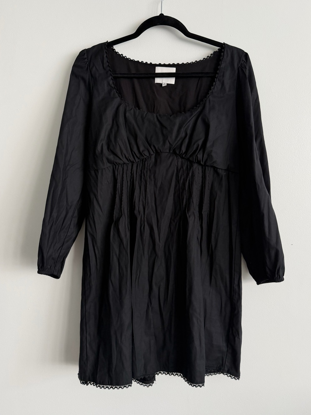 Reformation Black Scoop Neck Tunic with Delicate Trim